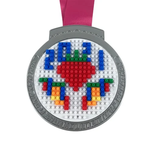 Médailles en plastique pour puzzle LEGO