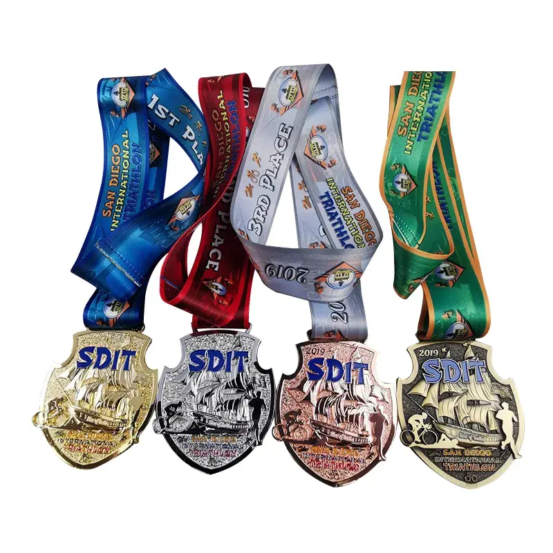 Medaglia personalizzata 3D pressofusa Ironman Triathlon